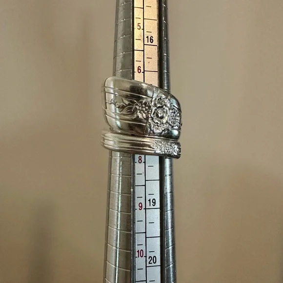 Silverware Floral Ring - Picture 14 of 15